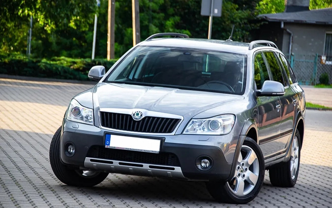 Skoda Octavia cena 29900 przebieg: 318000, rok produkcji 2012 z Kłodawa małe 562